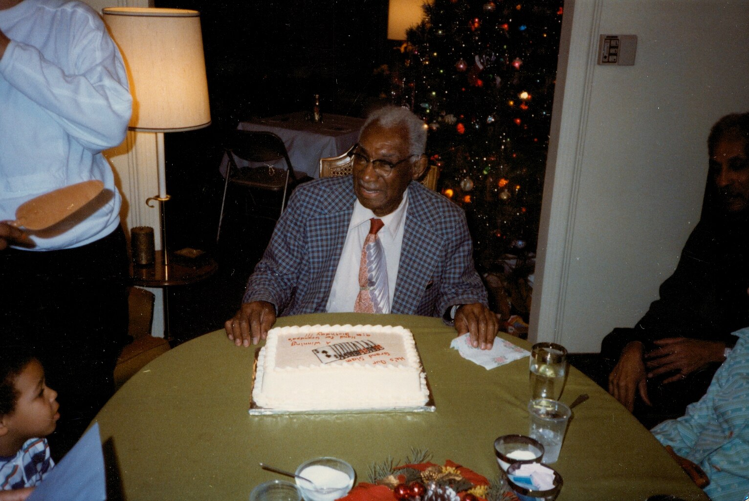 John Lee celebrates his 91st birthday in 1986.